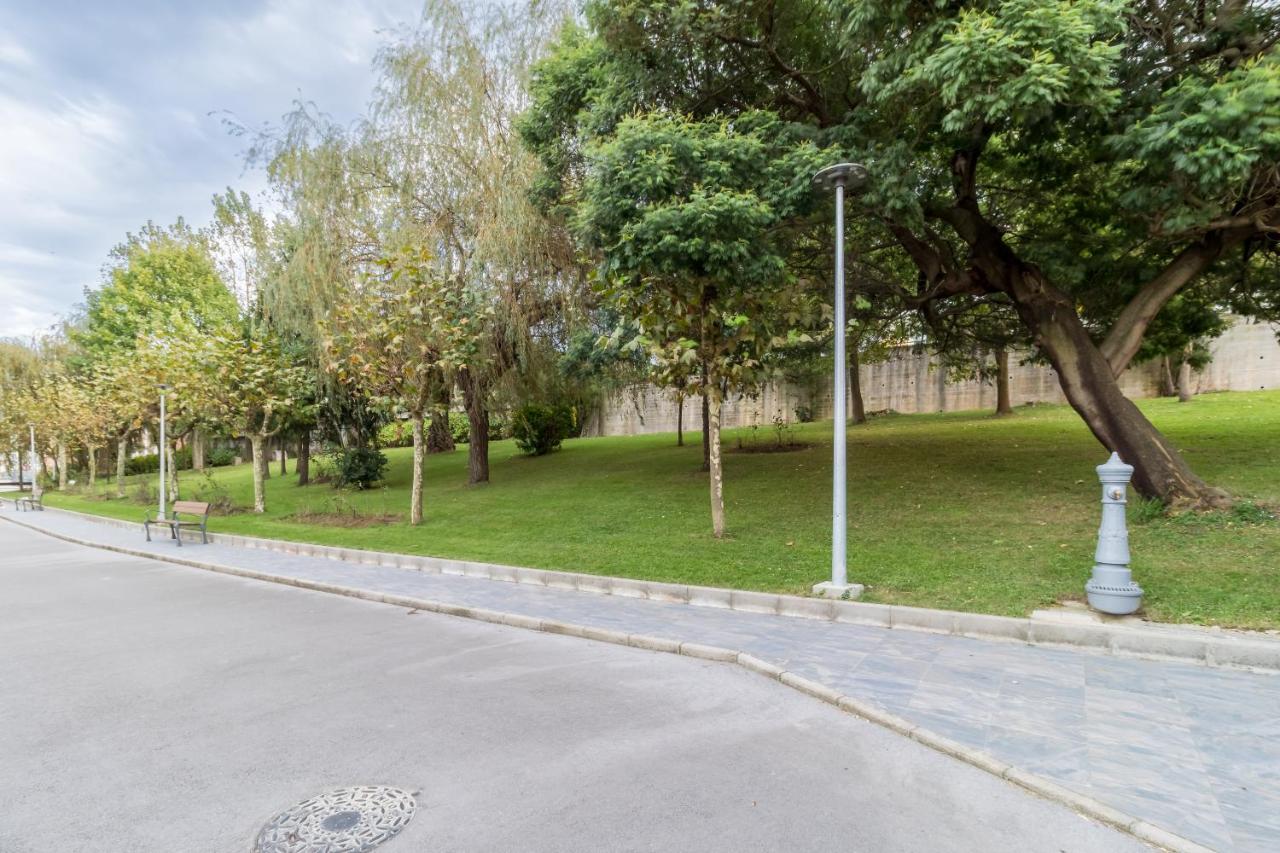 Apartamento Luminoso Cerca Playa Sardinero Con Parking Privado Santander Exterior foto