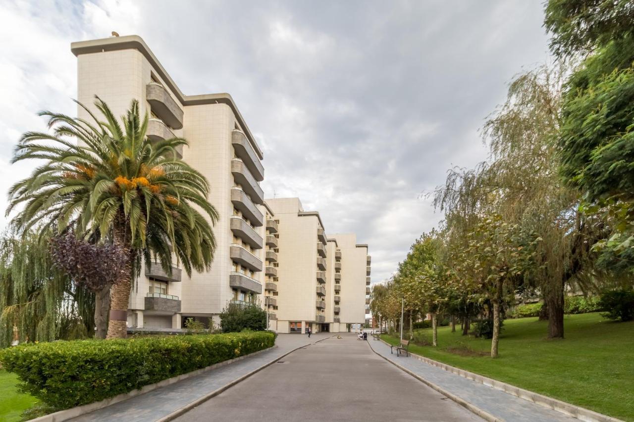 Apartamento Luminoso Cerca Playa Sardinero Con Parking Privado Santander Exterior foto